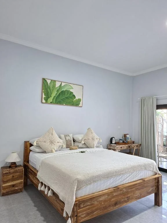 Garden Room bedroom angle at Little SALT